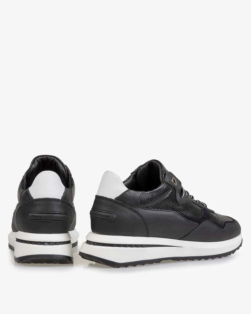 Sneaker Reptilienprint schwarz