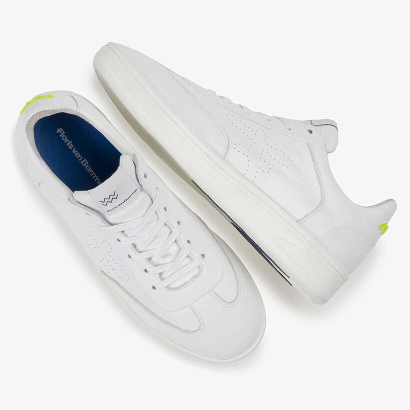 Wei&szlig;er Leder-Sneaker