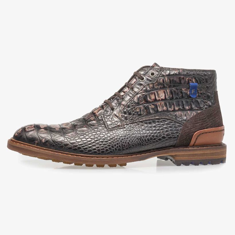 Dunkelbrauner Leder-Schn&uuml;rstiefel mit Krokoprint