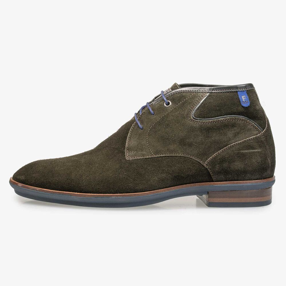 Olivgr&uuml;ner Kalbswildleder-Schn&uuml;rstiefel