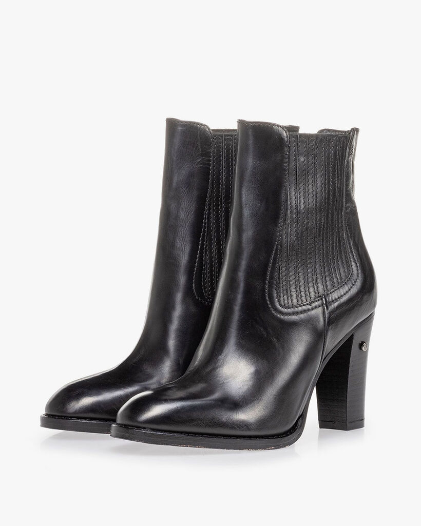 Stiefelette Kalbsleder schwarz