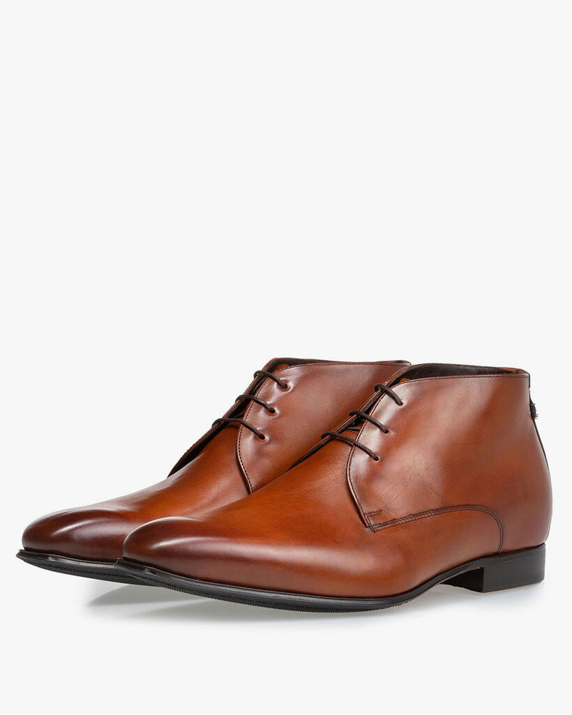 Schn&uuml;rstiefel Kalbsleder cognac