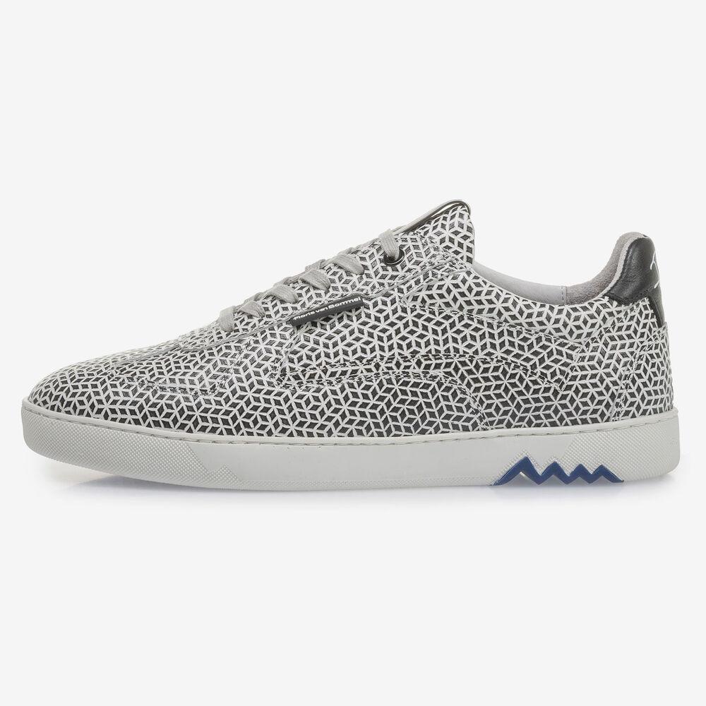White calf leather sneaker with black print