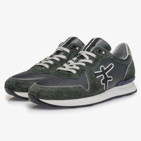 Dunkelgr&uuml;ner Kalbsleder-Sneaker