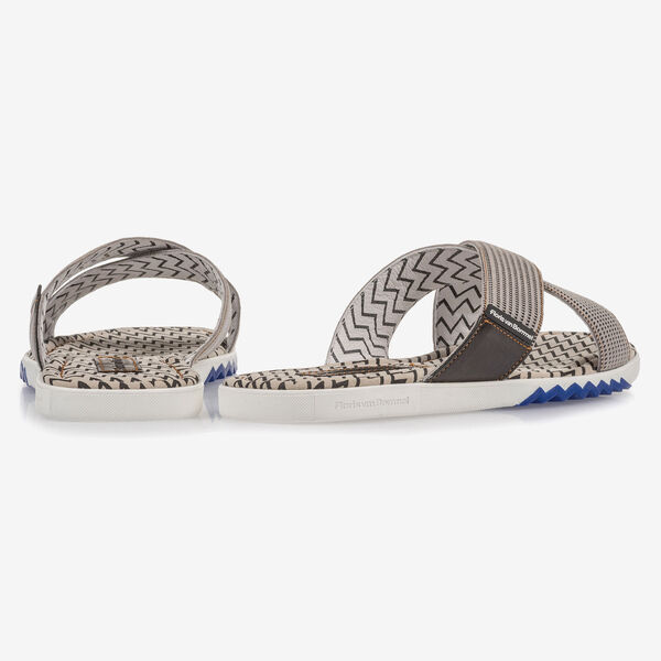 Beigefarbener Wildleder Kreuzriemen-Slipper mit Print