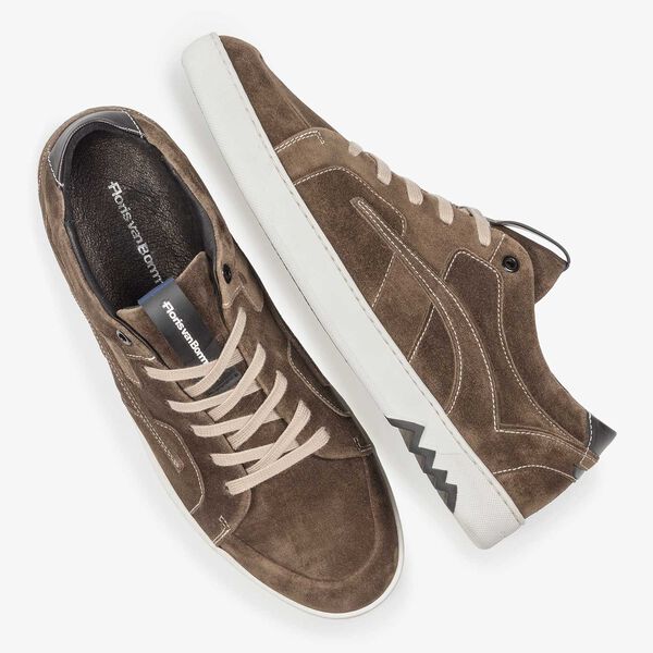 Dunkler taupefarbener Wildleder-Schn&uuml;rschuh