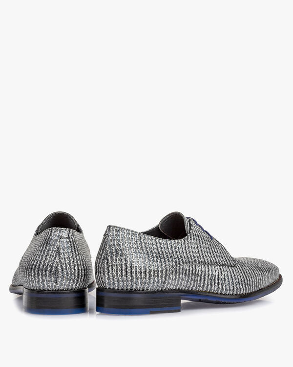 Schn&uuml;rschuh metallic mit Print grau