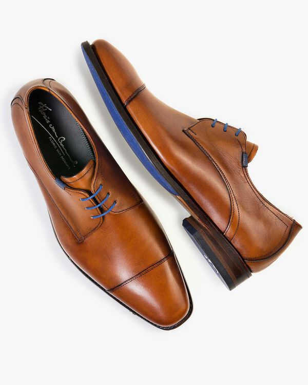 Schn&uuml;rschuh Kalbsleder cognac