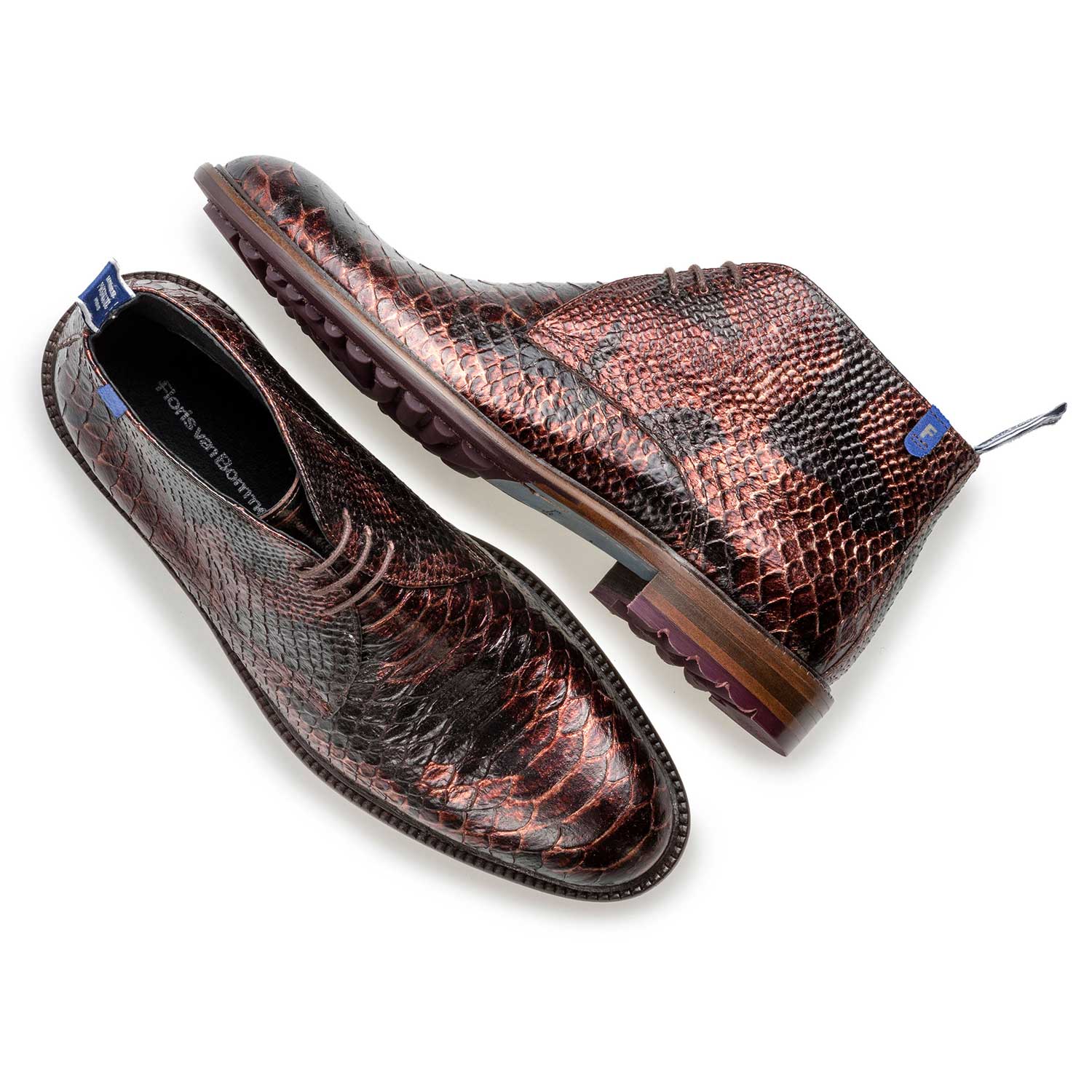 10203/10 - Rotbrauner Schnürstiefel mit Schlangenprint 10203/10 - Rotbrauner Schnürstiefel mit Schlangenprint