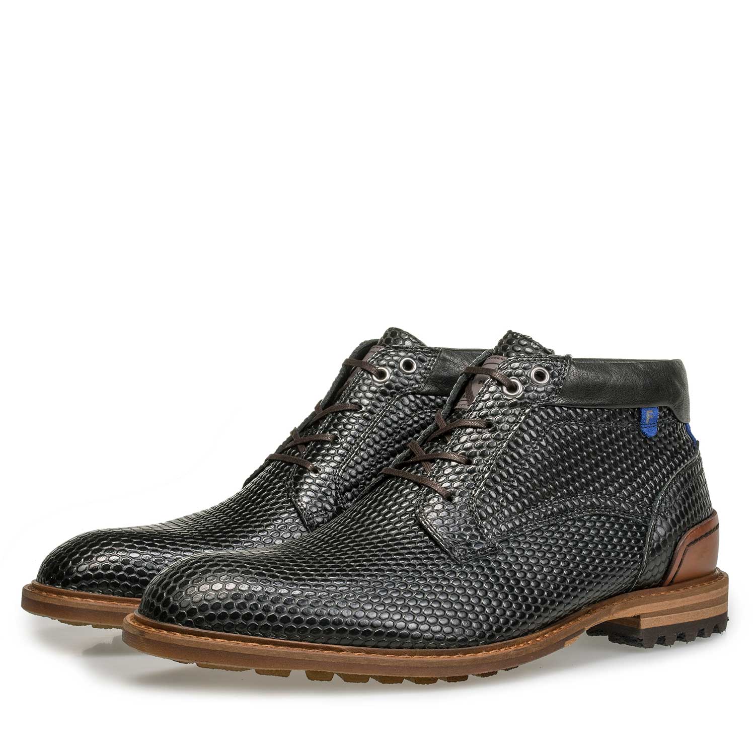 10228/06 - Schwarzer Leder-Schnürstiefel mit Strukturprint 10228/06 - Schwarzer Leder-Schnürstiefel mit Strukturprint