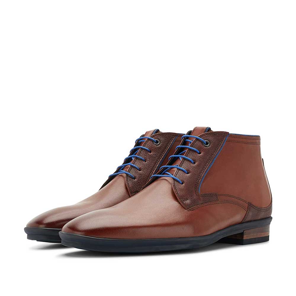 10703/00 - Cognac-coloured mid-high leather lace boot 10703/00 - Cognac-coloured mid-high leather lace boot