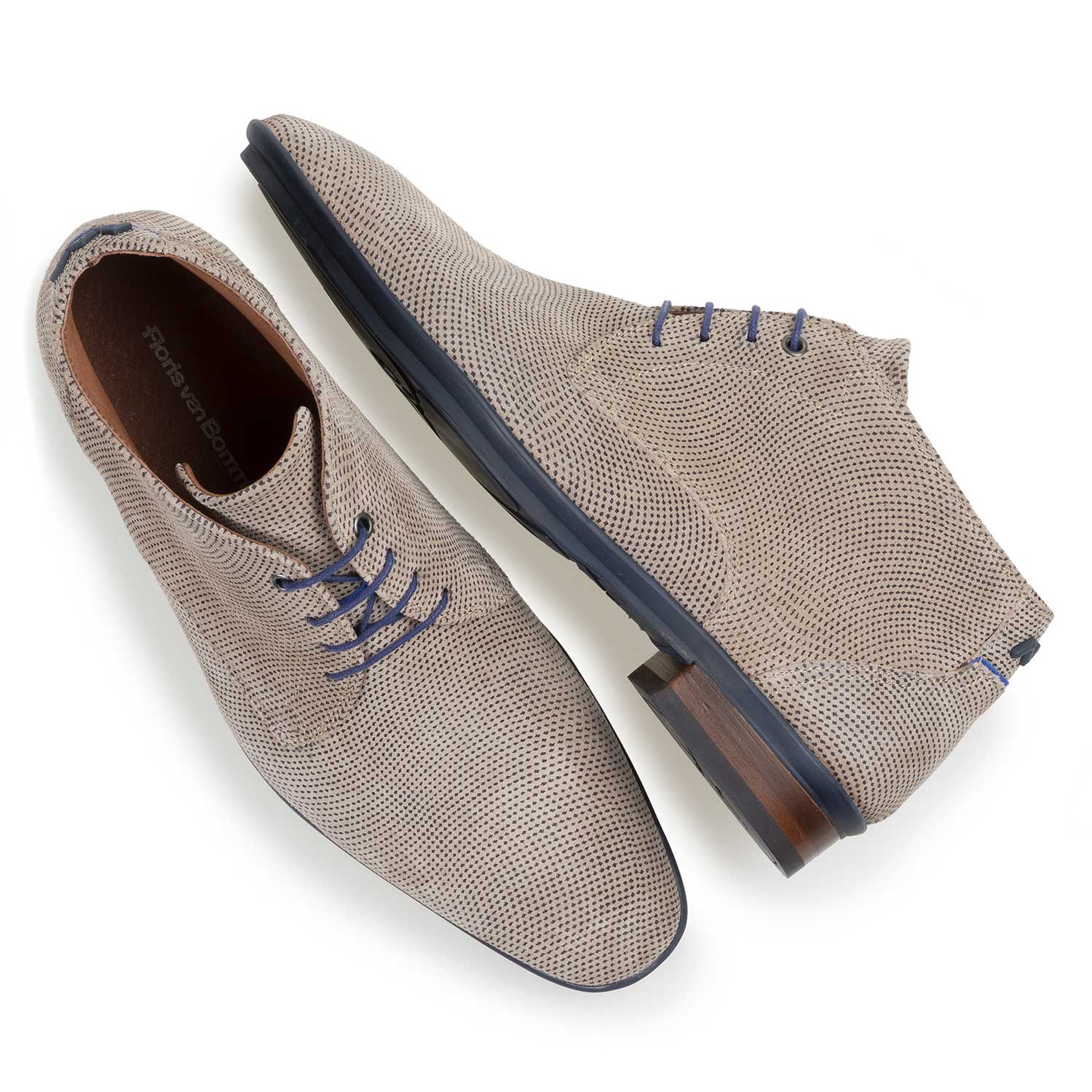 10475/19 - Light taupe-coloured suede leather lace shoe with a pattern 10475/19 - Light taupe-coloured suede leather lace shoe with a pattern