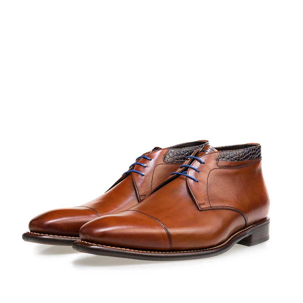 10718/01 - Brown mid-high leather lace boot 10718/01 - Brown mid-high leather lace boot