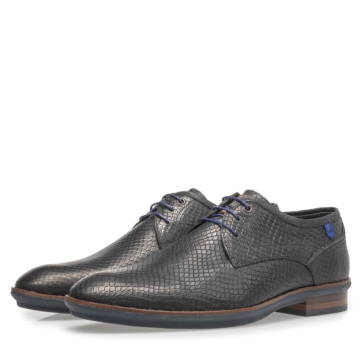 14293/23 - Black leather lace shoe with snake print 14293/23 - Black leather lace shoe with snake print