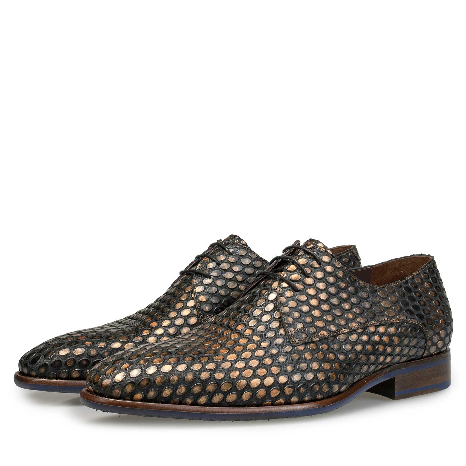 18068/00 - Bronze-coloured calf’s leather lace shoe with structural print 18068/00 - Bronze-coloured calf’s leather lace shoe with structural print