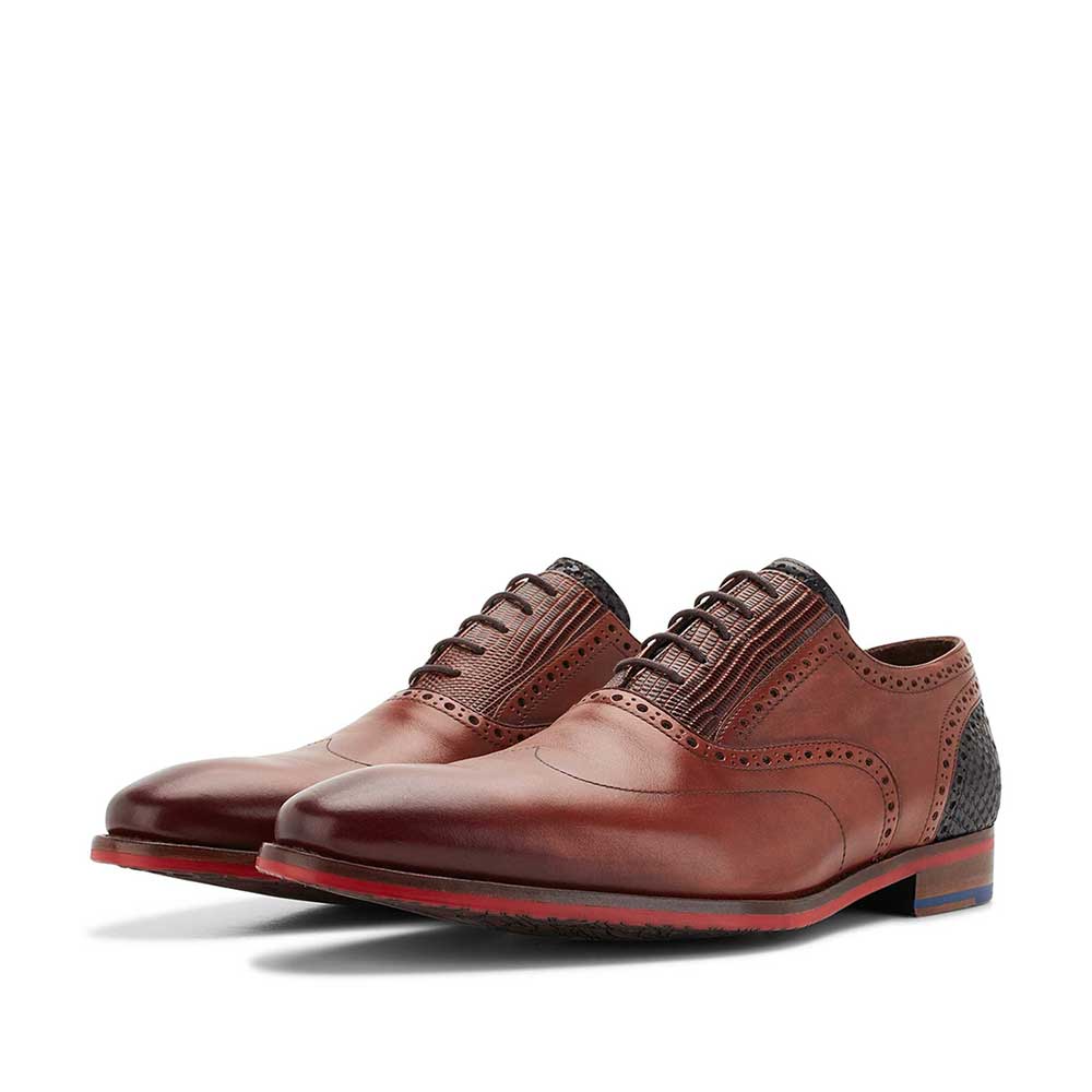 19062/00 - Cognac-coloured calf's leather lace shoe 19062/00 - Cognac-coloured calf's leather lace shoe