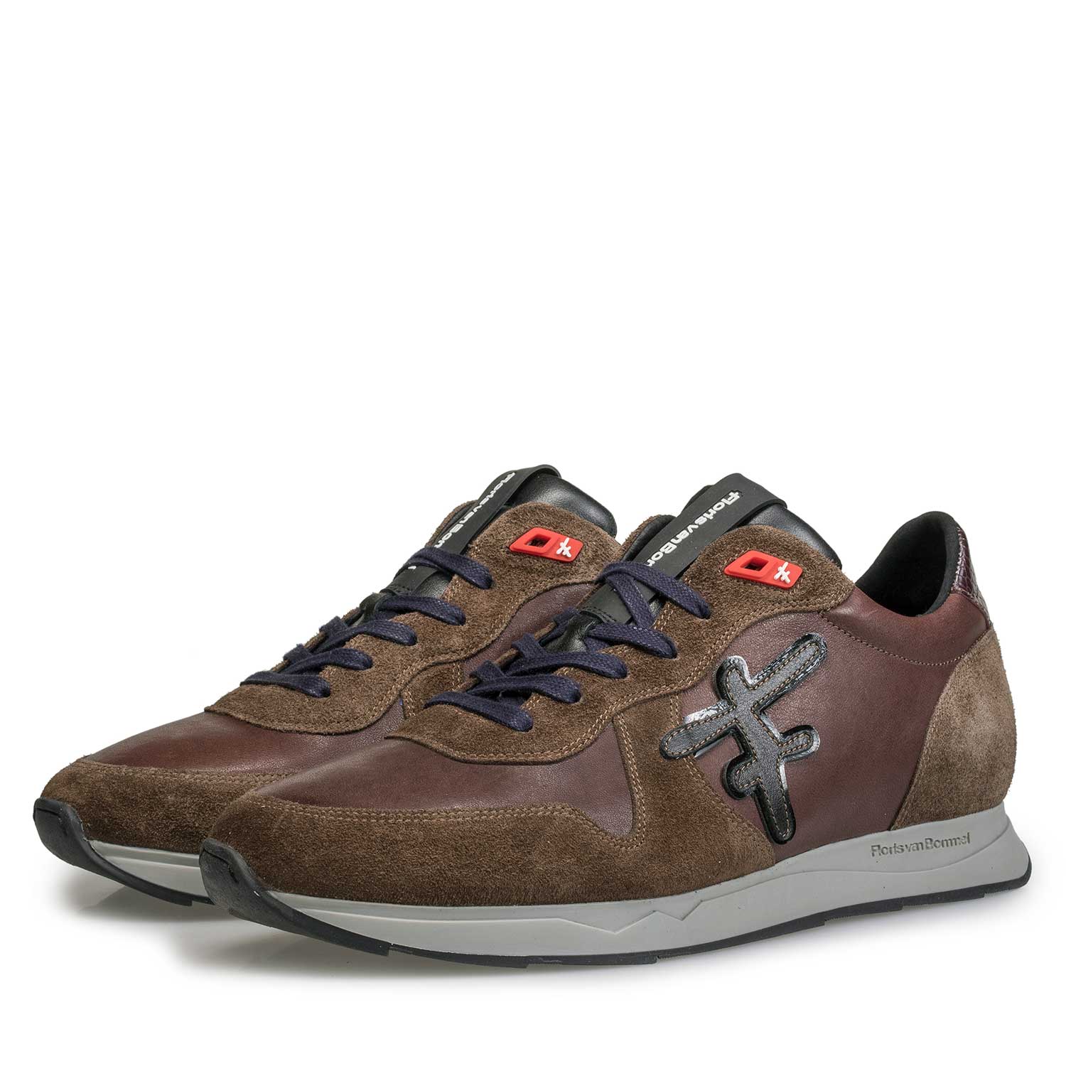16226/06 - Brauner Leder Sneaker mit umrahmtem F-Logo 16226/06 - Brauner Leder Sneaker mit umrahmtem F-Logo