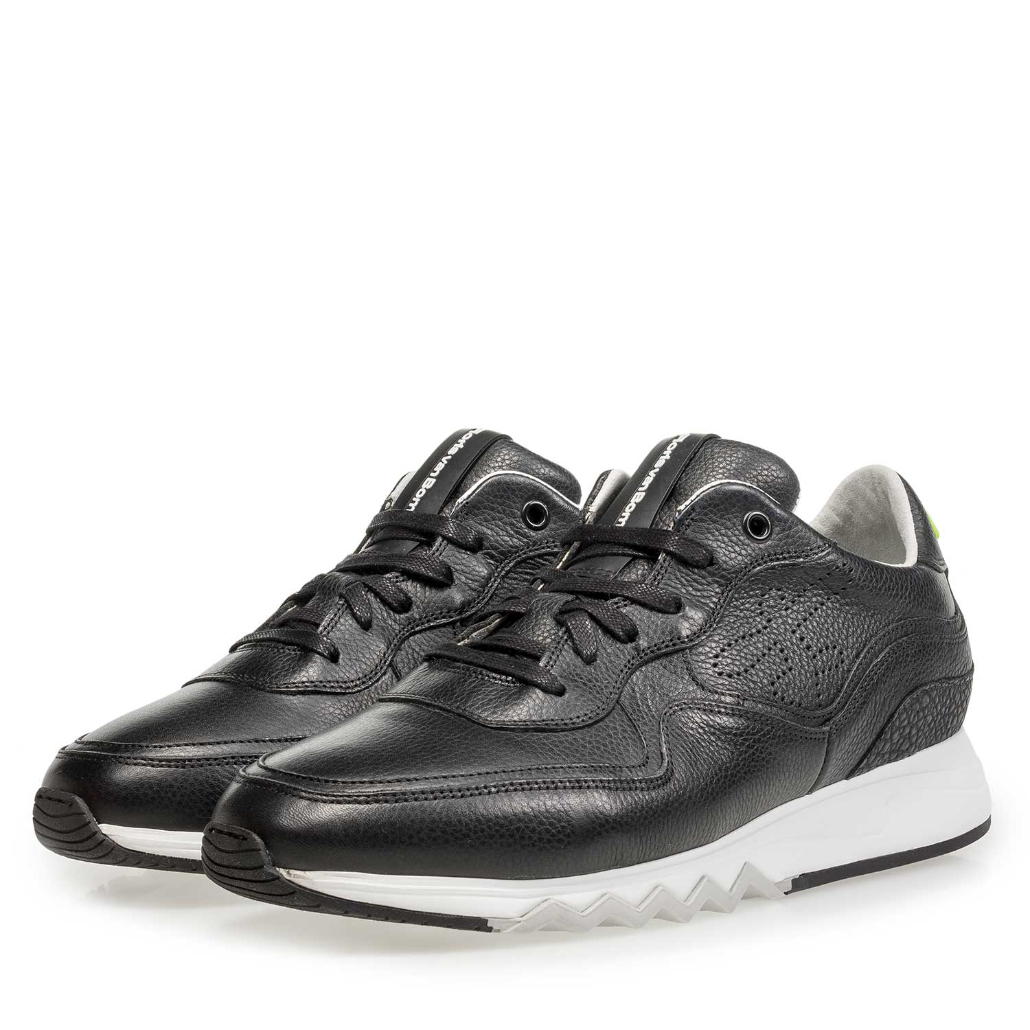 16093/04 - Black structured leather sneaker 16093/04 - Black structured leather sneaker