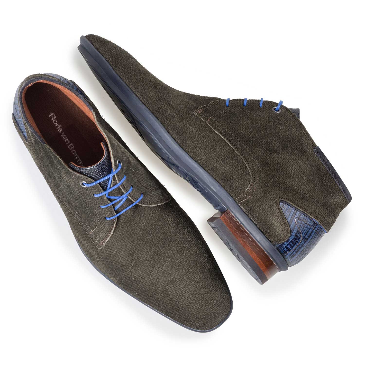 10131/05 - Mid-high green suede leather lace shoe 10131/05 - Mid-high green suede leather lace shoe