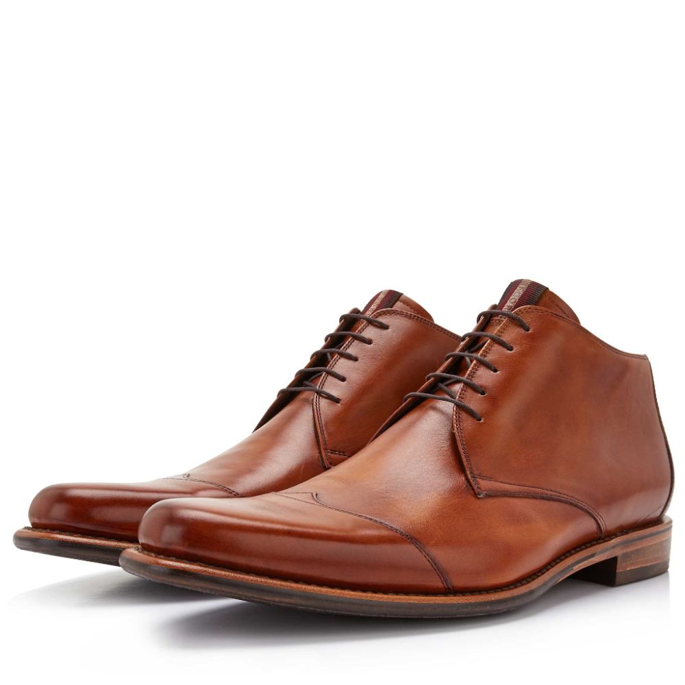 10077/11 - Floris van Bommel cognac coloured leather half-high men's lace-up boot 10077/11 - Floris van Bommel cognac coloured leather half-high men's lace-up boot