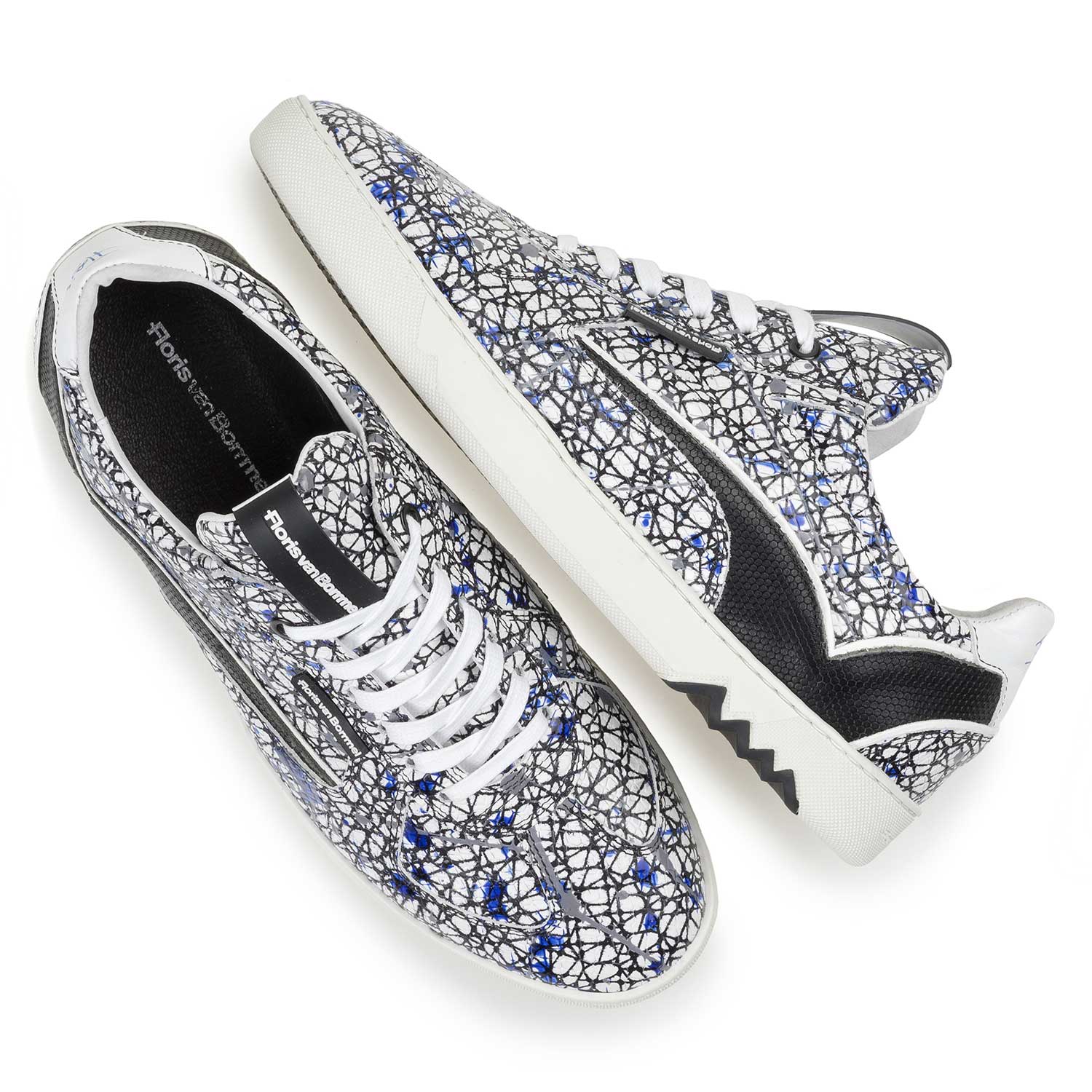 16342/08 - White calf leather sneaker with a print 16342/08 - White calf leather sneaker with a print