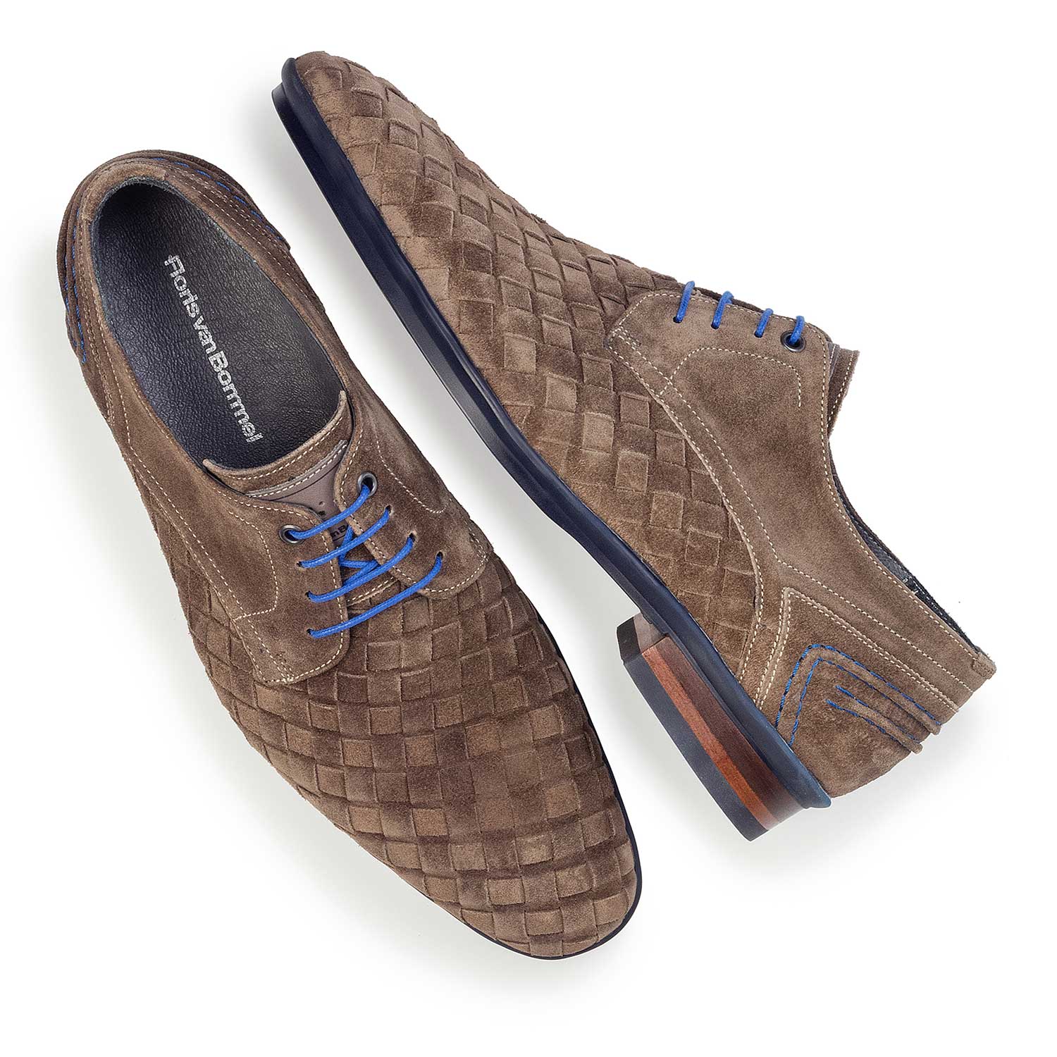 14058/01 - Taupefarbener Schnürschuh aus geflochtenem Leder 14058/01 - Taupefarbener Schnürschuh aus geflochtenem Leder