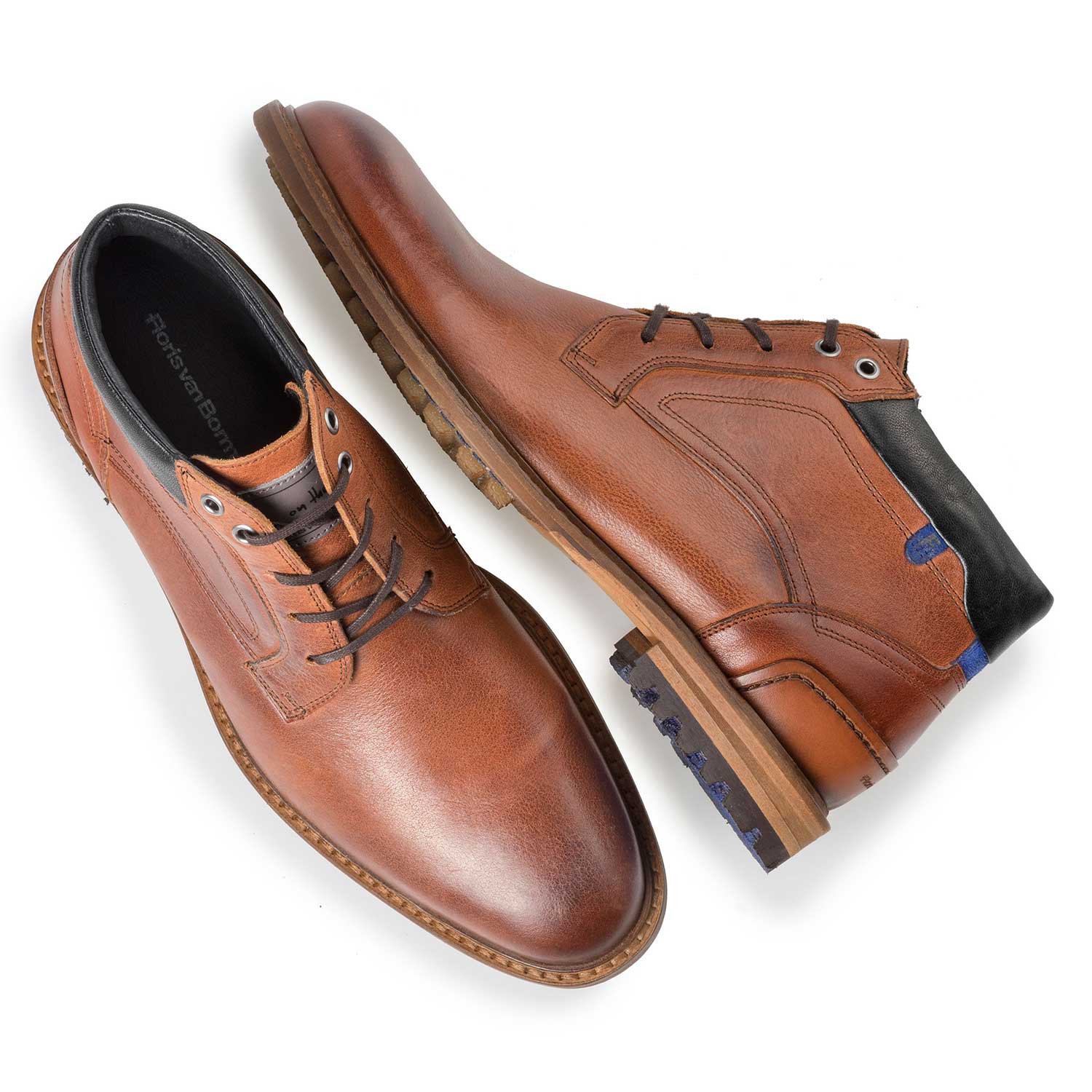 10228/14 - Cognac-coloured leather lace boot 10228/14 - Cognac-coloured leather lace boot