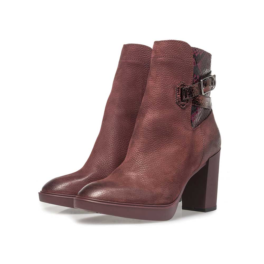 85627/00 - Weinrote Nubukleder-Stiefelette mit Schlangenprint 85627/00 - Weinrote Nubukleder-Stiefelette mit Schlangenprint