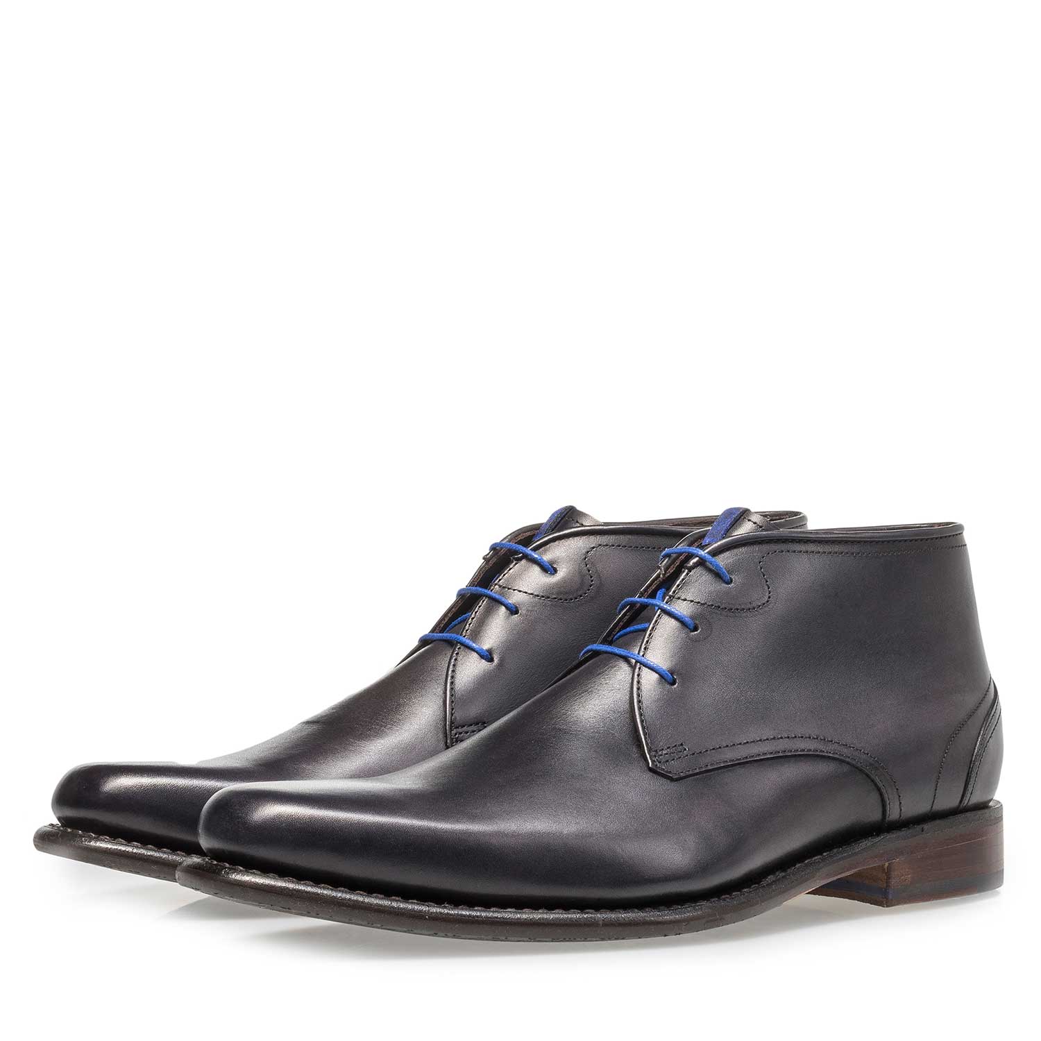 10634/10 - Grey calf leather lace boot 10634/10 - Grey calf leather lace boot