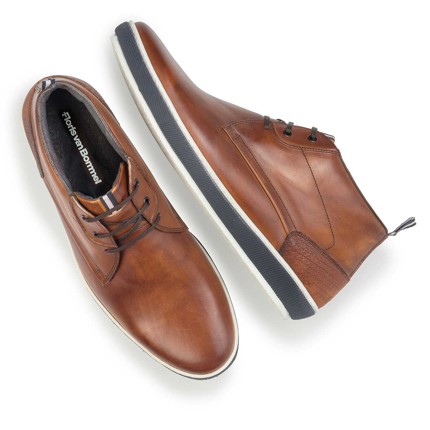 10989/04 - Cognac-coloured calf's leather lace boot 10989/04 - Cognac-coloured calf's leather lace boot