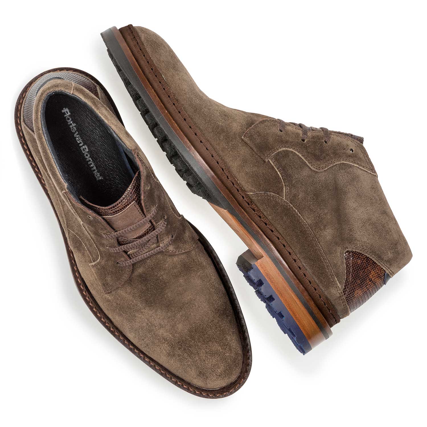 10509/04 - Dark taupe-coloured suede lace boot 10509/04 - Dark taupe-coloured suede lace boot