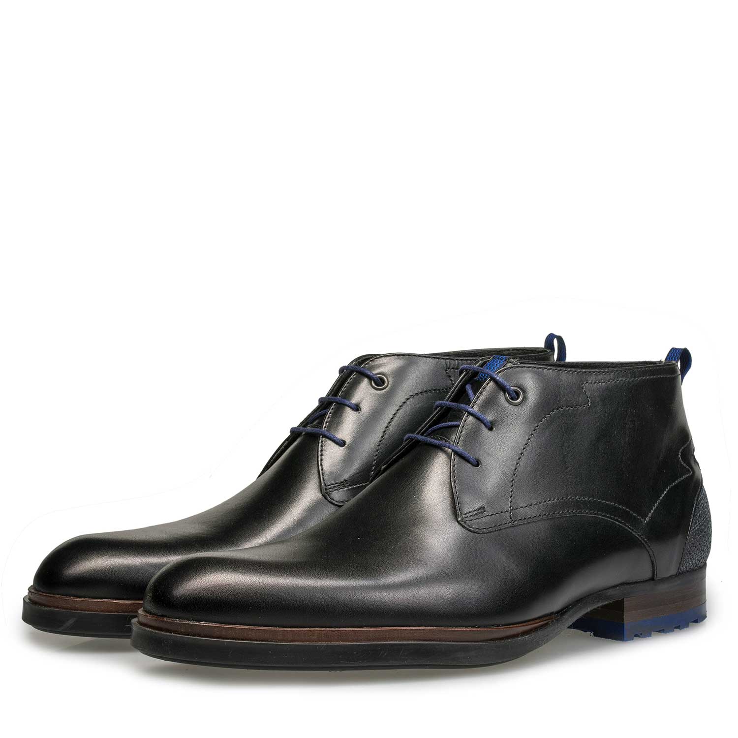 10947/09 - Black calf’s leather lace boot 10947/09 - Black calf’s leather lace boot